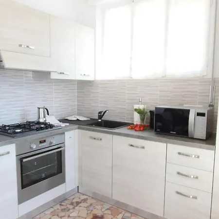 Sole Apartment *